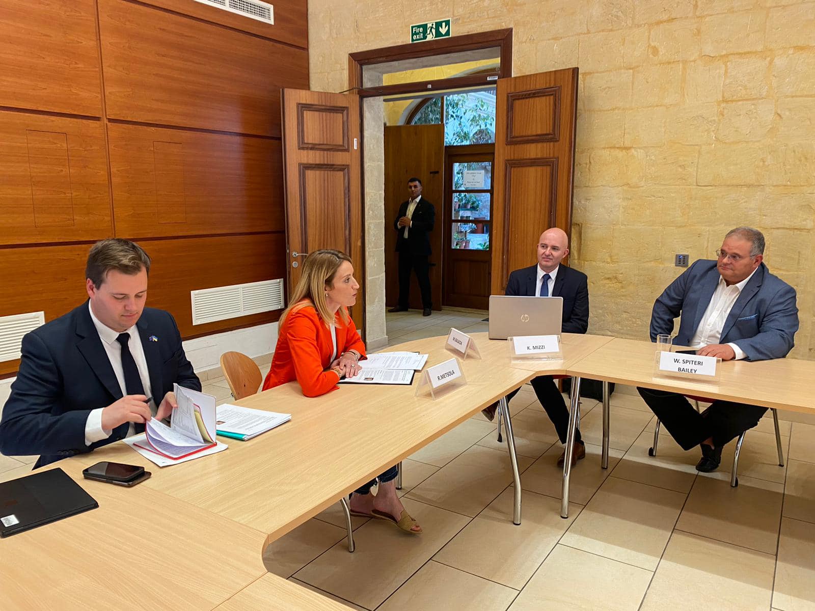 President Metsola discusses effects of war with leading businesses and employers in Malta